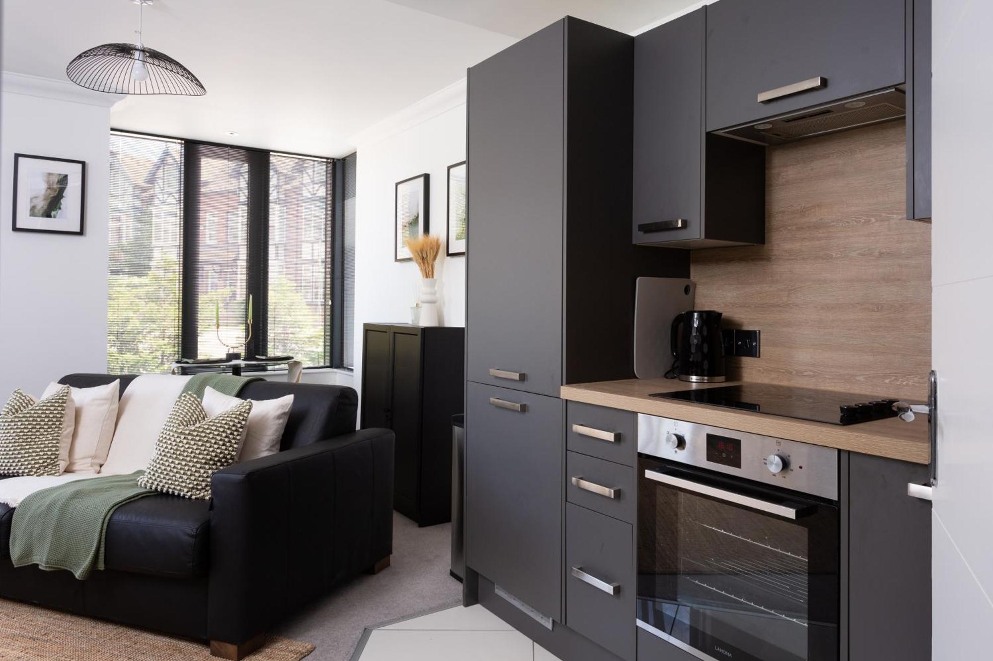 London Mews, Modern Apartment - Sleeps 4 Йорк Экстерьер фото